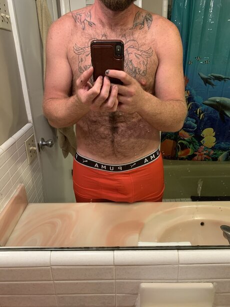 Nacktes geleaktes OnlyFans-Foto von Chris Pinkhead