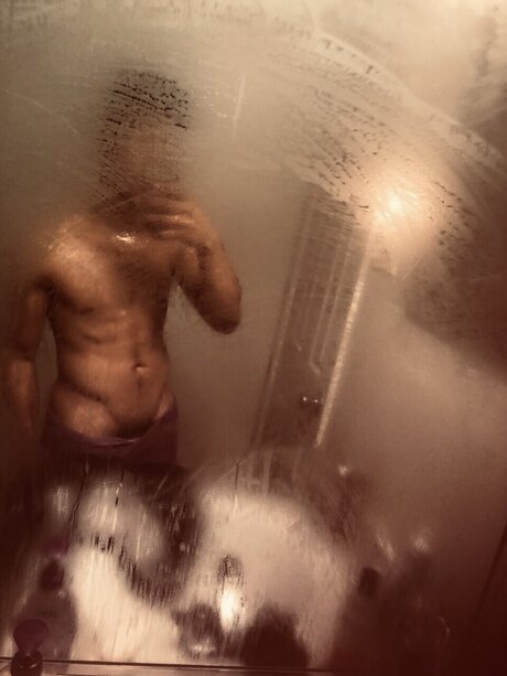Nacktes geleaktes OnlyFans-Foto von Ennad003