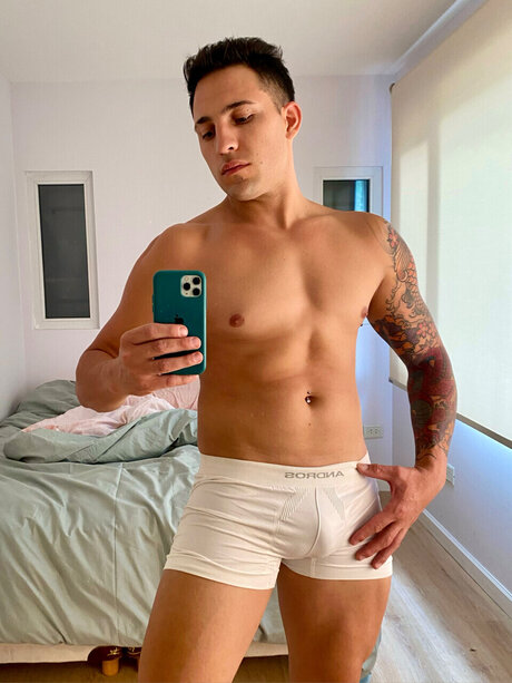 Nacktes geleaktes OnlyFans-Foto von  Custom Content 