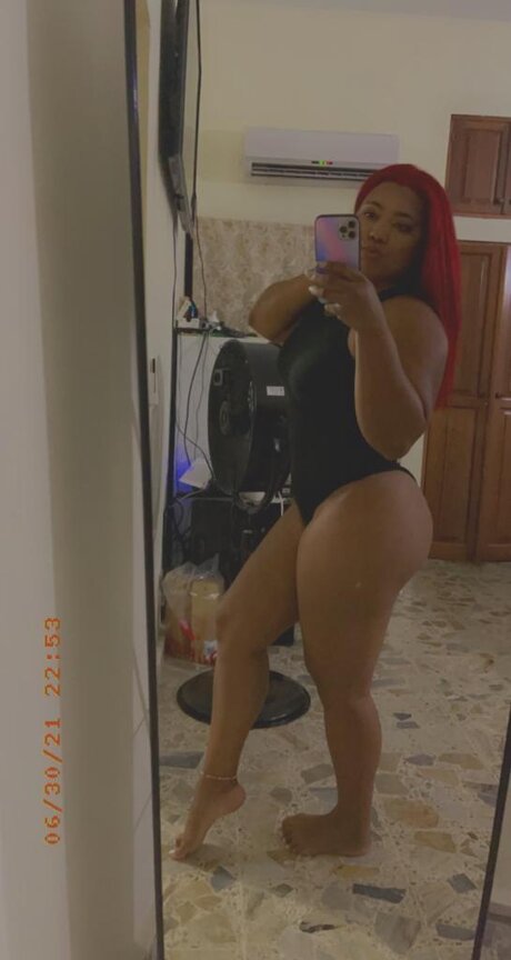 Nacktes geleaktes OnlyFans-Foto von Laudi Padin