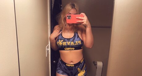 Nacktes geleaktes OnlyFans-Foto von Audrie 