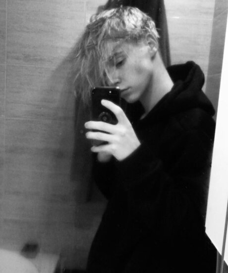 Nacktes geleaktes OnlyFans-Foto von Barcisk