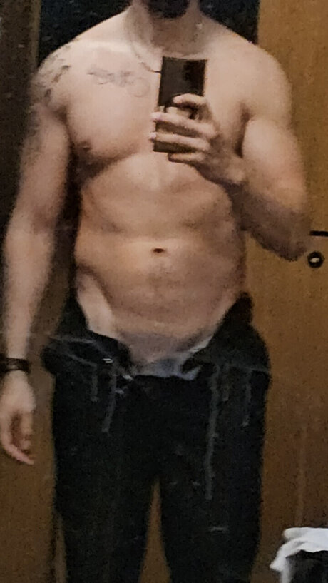 Nacktes geleaktes OnlyFans-Foto von Sculptedstud