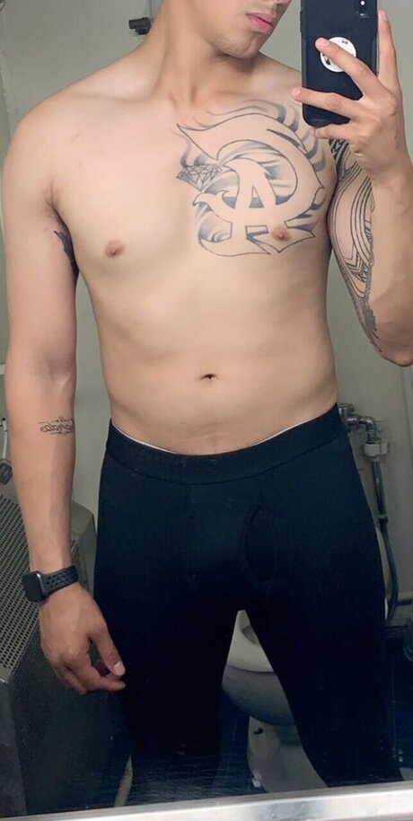 Nacktes geleaktes OnlyFans-Foto von Saint