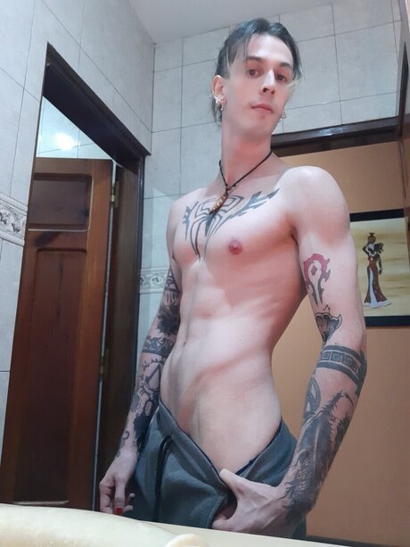 Nacktes geleaktes OnlyFans-Foto von Maxi Shinigami