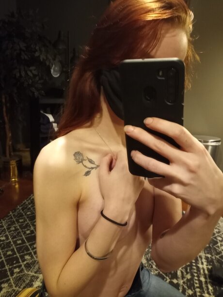 Nacktes geleaktes OnlyFans-Foto von Baby Girl