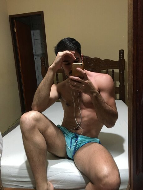 Nacktes geleaktes OnlyFans-Foto von Daniel Sales