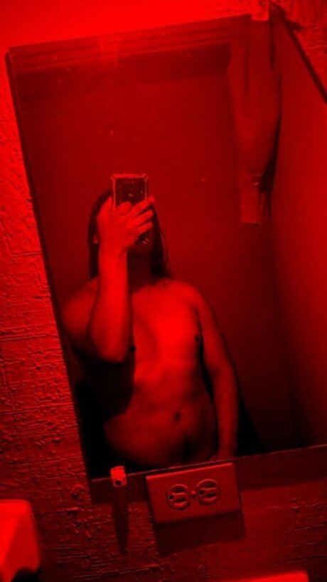 Nacktes geleaktes OnlyFans-Foto von Lark Osborne