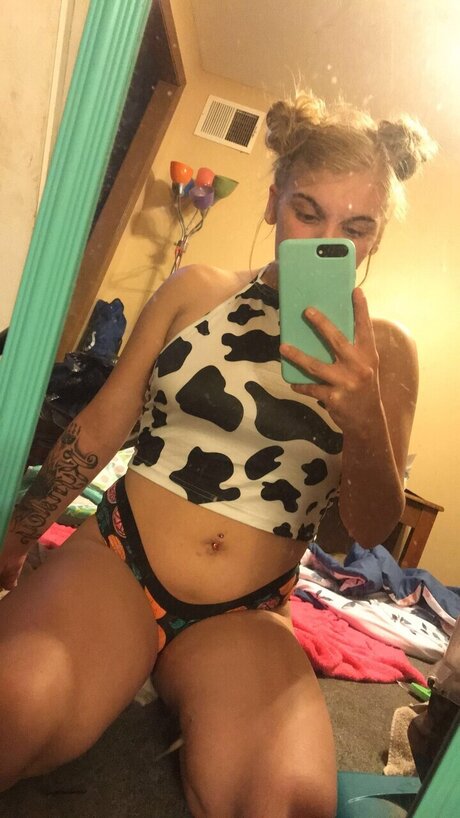 Nacktes geleaktes OnlyFans-Foto von Abigail