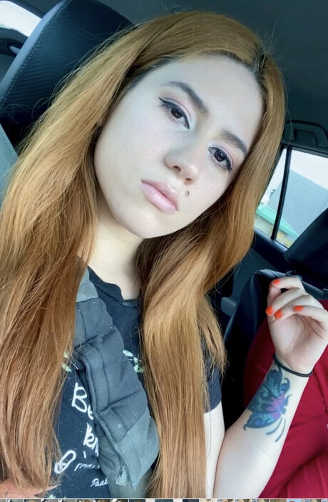 Nacktes geleaktes OnlyFans-Foto von Cherry