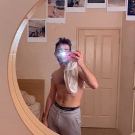 Nacktes geleaktes OnlyFans-Foto von Jacob Tarello