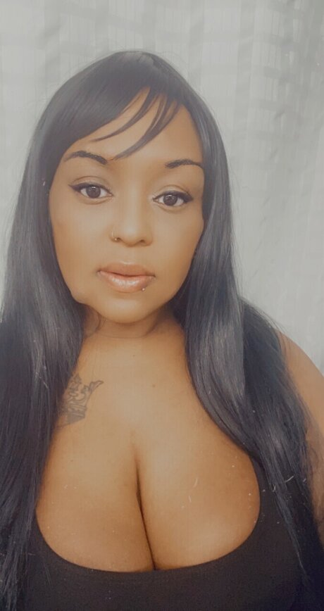 Nacktes geleaktes OnlyFans-Foto von Mzjae