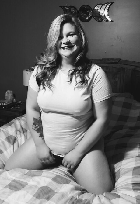 Nacktes geleaktes OnlyFans-Foto von Katrina