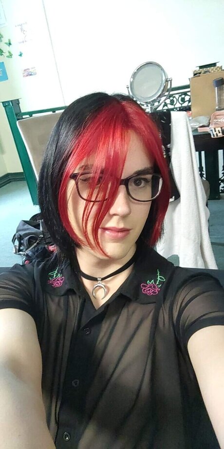 Nacktes geleaktes OnlyFans-Foto von Lilly