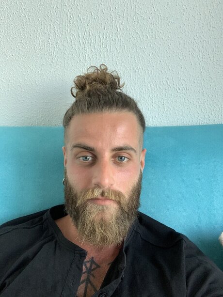 Nacktes geleaktes OnlyFans-Foto von Norseman