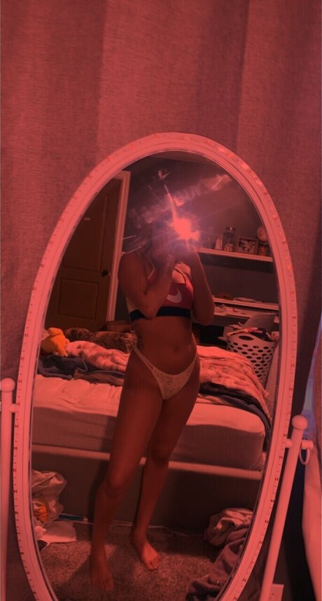 Nacktes geleaktes OnlyFans-Foto von Haddie