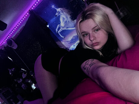 Nacktes geleaktes OnlyFans-Foto von Lil Freak 