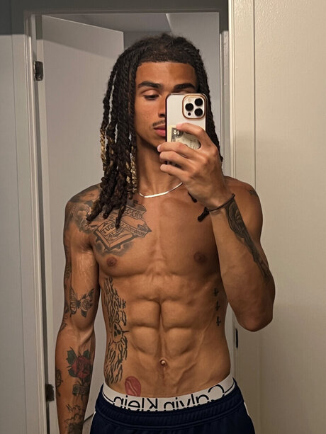 Nacktes geleaktes OnlyFans-Foto von Hyun