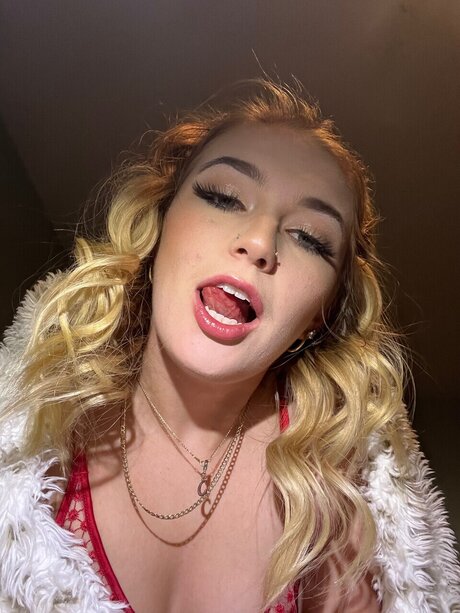 Nacktes geleaktes OnlyFans-Foto von Angel