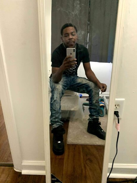 Nacktes geleaktes OnlyFans-Foto von Thevibe Ent