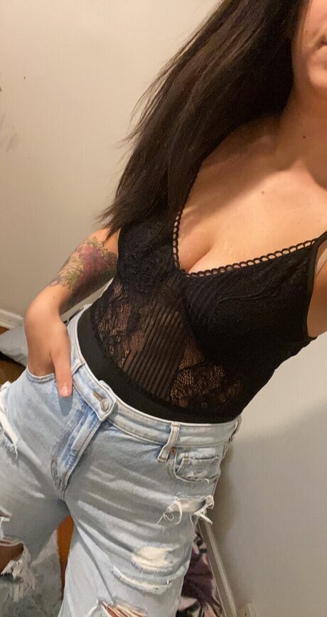 Nacktes geleaktes OnlyFans-Foto von Aries