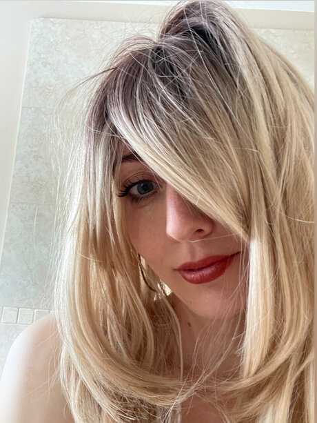 Nacktes geleaktes OnlyFans-Foto von Ame Skye