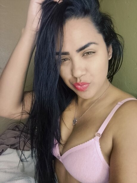 Nacktes geleaktes OnlyFans-Foto von Yessi La Venezolana