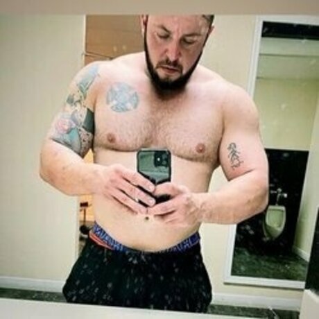 Nacktes geleaktes OnlyFans-Foto von Stunningly Dick