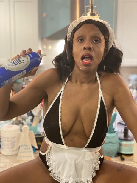 Nacktes geleaktes OnlyFans-Foto von Quasi Celebrity