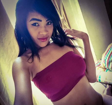 Nacktes geleaktes OnlyFans-Foto von Kathyasiatic