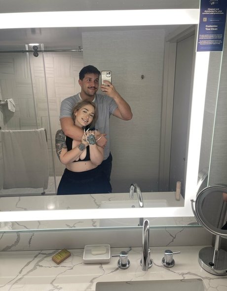 Nacktes geleaktes OnlyFans-Foto von Misslavey666