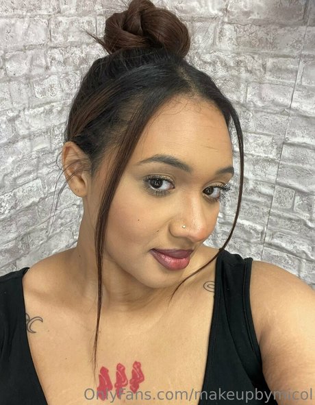 Nacktes geleaktes OnlyFans-Foto von Makeupbymicol