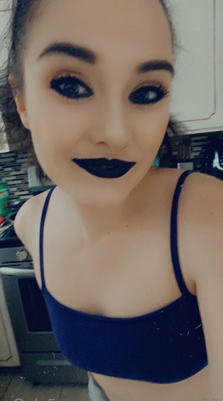 Scarlottnyx22