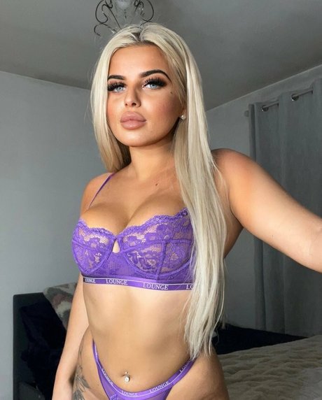 Nacktes geleaktes OnlyFans-Foto von Niamh Oreilly