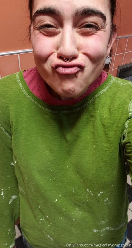 Nacktes geleaktes OnlyFans-Foto von Magicalswampgoblin