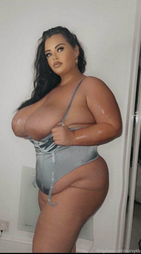 Khloe38kk
