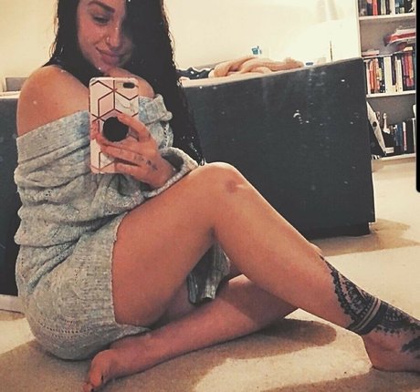 Nacktes geleaktes OnlyFans-Foto von Zaynes91
