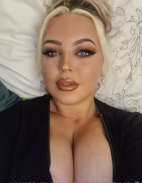 Nacktes geleaktes OnlyFans-Foto von Bigboobedbritneyvip