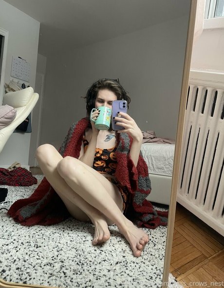 Nacktes geleaktes OnlyFans-Foto von Misscrowsnest