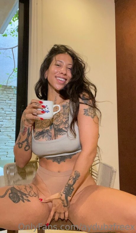 Nacktes geleaktes OnlyFans-Foto von Aydubzfreex