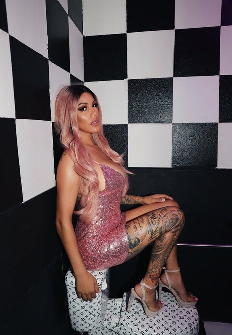 Nacktes geleaktes OnlyFans-Foto von Prettygrlrocky