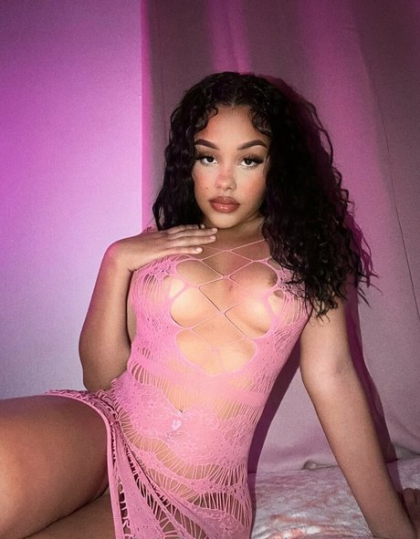 Nacktes geleaktes OnlyFans-Foto von Therealdragun