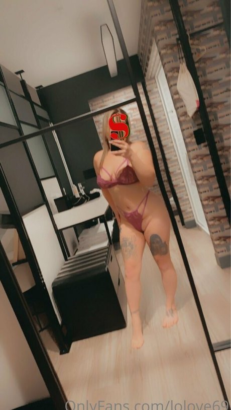 Nacktes geleaktes OnlyFans-Foto von Lolove69