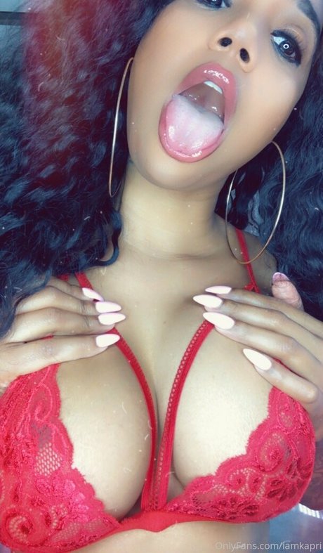 Nacktes geleaktes OnlyFans-Foto von Iamkapri
