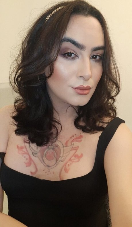 Nacktes geleaktes OnlyFans-Foto von Miss Yuna