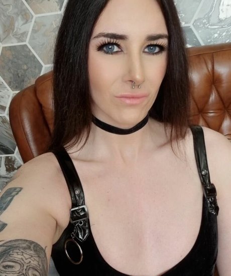 Nacktes geleaktes OnlyFans-Foto von Aliysha