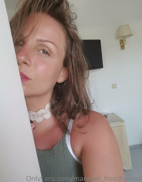 Nacktes geleaktes OnlyFans-Foto von Marywetfreechannel