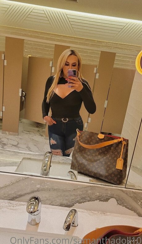 Nacktes geleaktes OnlyFans-Foto von Samanthadoll10