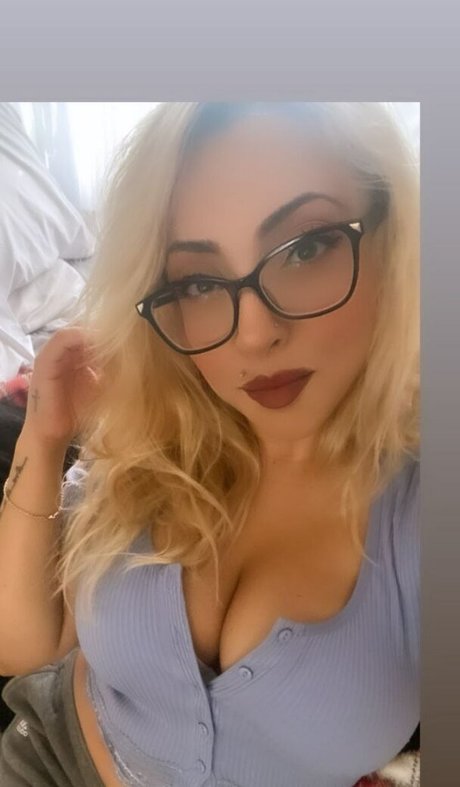 Nacktes geleaktes OnlyFans-Foto von Karen Zatarain