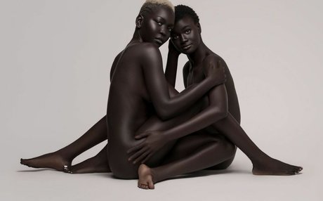 Nacktes geleaktes OnlyFans-Foto von Khoudia Diop